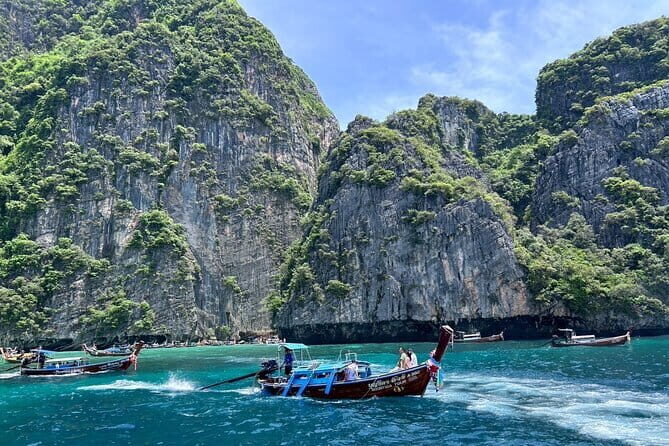 Phi Phi Island Speedboat Day Tour from Phuket - Who Is This Tour Best Suited For?