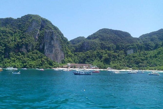 Phi Phi Islands Tour First Class By Royal Jet Cruiser From Phuket - Authentic Insights from Travelers