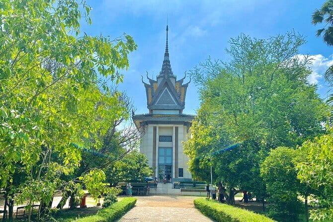 Phnom Penh Hop-on Hop-off Highlight Tour including Killing Fields - The Itinerary: What to Expect