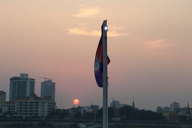 Phnom Penh Private sunset Tour - Key Points