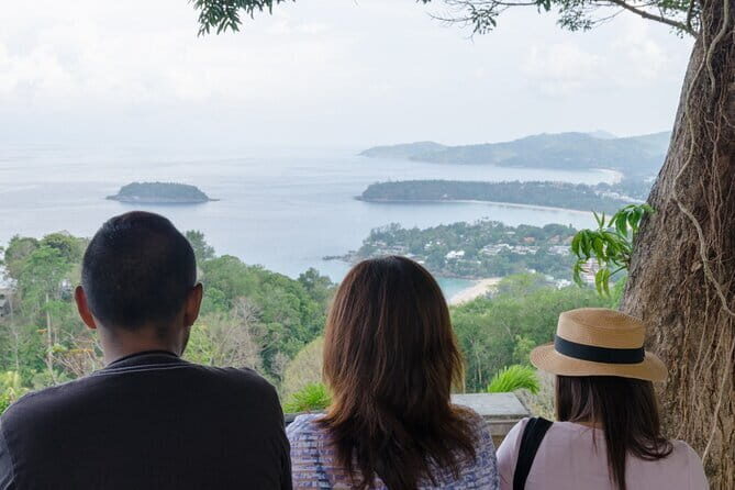 Phuket Highlights Tour: Old Town Wat Chalong Viewpoint & Elephant - Starting with Old Phuket Town: A Window into the Past