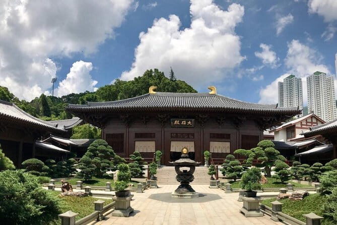 Private 2 Day Classic Hong Kong Day Tour Including Xinjie And Chi Lin Nunnery - Practical Aspects & Value