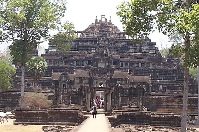 Private 2 Day Tour of Temples included Tonle Sap Lake - Who Should Consider This Tour?