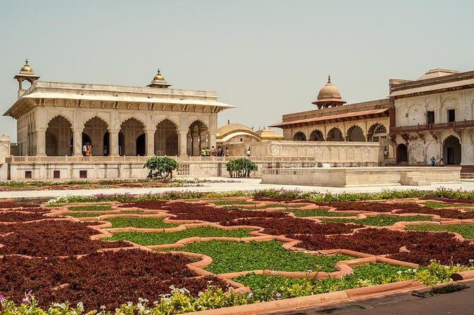 Private 2 days tour including city tour of delhi and agra by car - The Journey Begins: Delhis Highlights