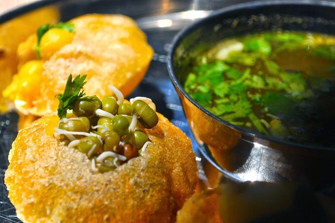 Private Bengaluru Food Walking Tour with Dinner - Food and Cultural Knowledge
