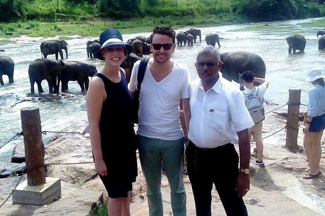 Private Car Hire with Driver-Guide for 12 Days Round Tour - Why This Tour Works Well for Travelers