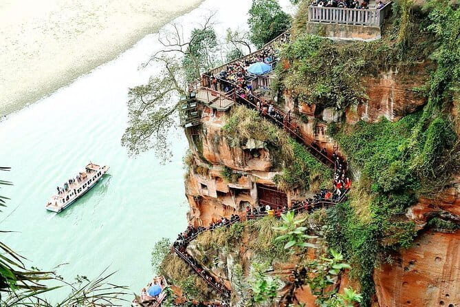 Private Chongqing Bullet Train Trip to Leshan Giant Buddha and Pandas in Chengdu - Who Is This Tour Best For?