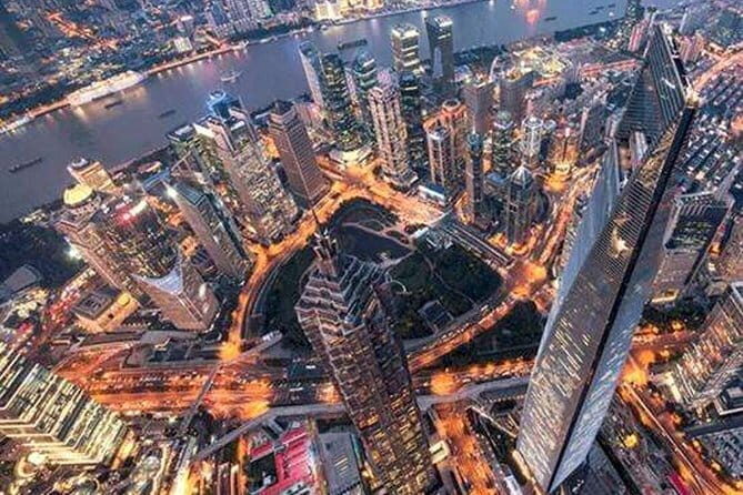 Private Day Tour of Shanghai Highlights with Acrobatic Show - An In-Depth Look at the Shanghai Private Tour Experience