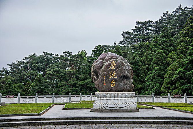 Private Day Tour to Nanyue Hengshan Mount from Changsha - Practical Tips for Making the Most of Your Day