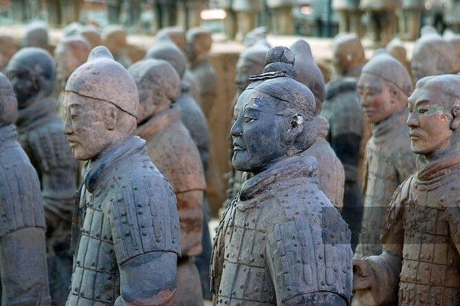 Private Day Tour to Xi'an Terracotta Warriors Museum With Xian Airport Pickup - Analyzing the Price & Value