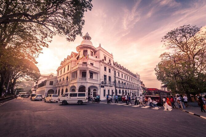 Private Day Trip to Kandy from Colombo - Key Points