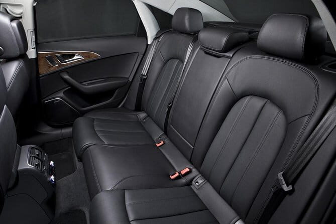 Private Departure Chengdu to Chengdu Airport CTU by Luxury Sedan - What to Expect from the Transfer