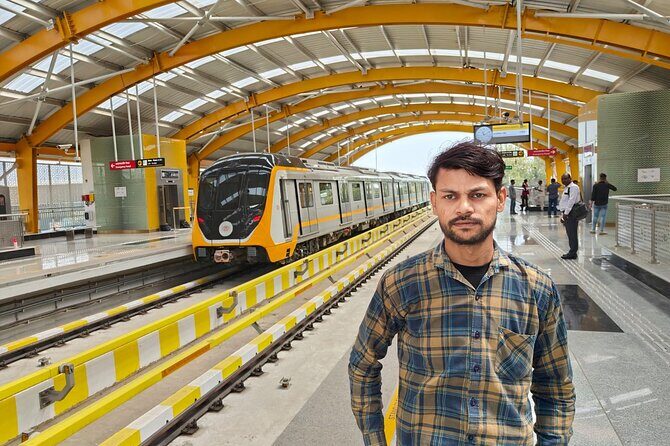 Private Guided Agra City Tour by Metro Train - What Makes This Tour Stand Out