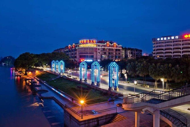 Private Guilin Illuminated Night Tour with Two Rivers and Four Lakes Cruise - Practical Details and Tips