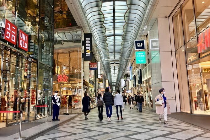 Private Half-Day Guided Tour of Osaka Minami - Iconic Landmarks and the Dotonbori Experience