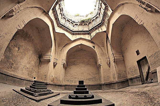 Private Half-Day Tour of Hyderabad Including Sound & Light Show - Transportation and Comfort