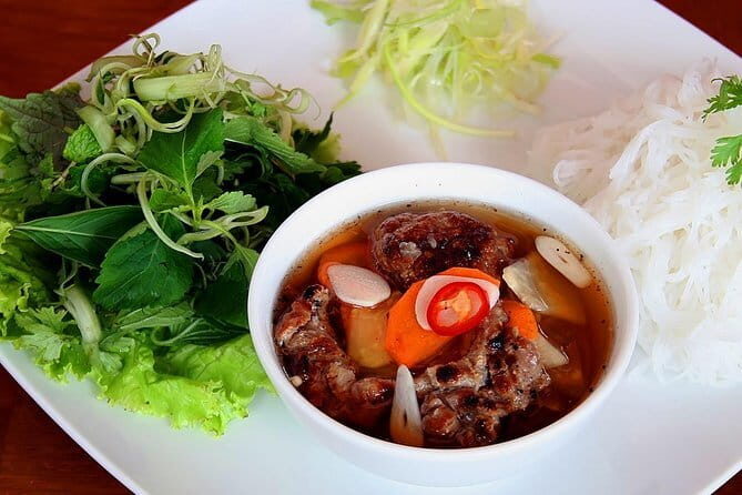 Private Hanoi Street Food Walking Tour With Real Foodie - Why This Tour Offers Great Value