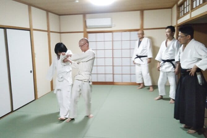 Private Japanese Martial Arts and Samurai Experience in Gifu - What Reviewers Say (and What You Can Expect)