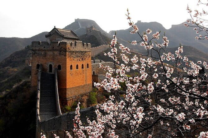 Private Jinshanling and Simatai Great Wall with Gubei Water Town - An In-Depth Look at the Tour Experience