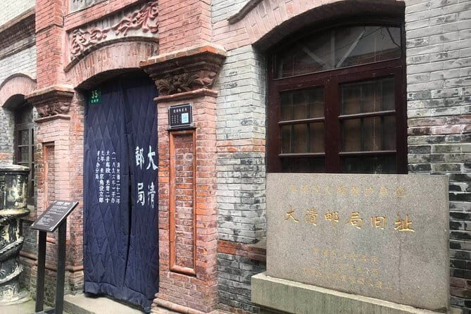 Private Layover Tour of Zhujiajiao and Shanghai Highlights with Pickup - Who This Tour Is Best For
