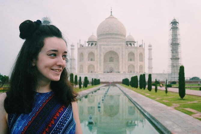 Private Local Agra Sightseeing Tour with Lunch & Entry Fee - Transport and Comfort