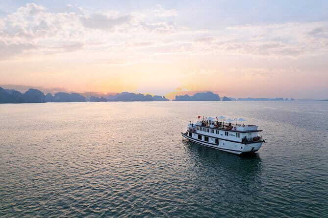 Private Multi Day Tour Halong Bay with Ba Ham Tien Ong Cruise - What Makes This Tour Stand Out?
