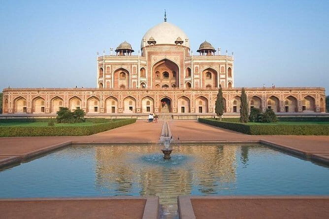 Private Old and New Delhi Tour with Tuk Tuk Rickshaw Tour - What Travelers Will Love