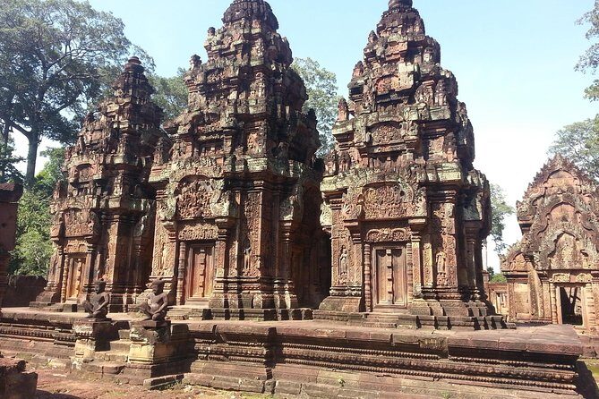Private One Day Tour To Banteay Srei, Beng Mealea and Rolous Group - Why Choose This Tour?