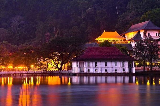 Private one-day tour to Kandy from Colombo or Negombo - What Makes This Tour a Good Choice?