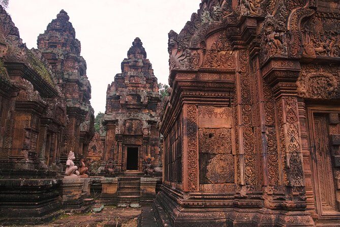 Private One Day Trip to Lady Temple & Big Circle Tour - Why This Tour Offers Great Value