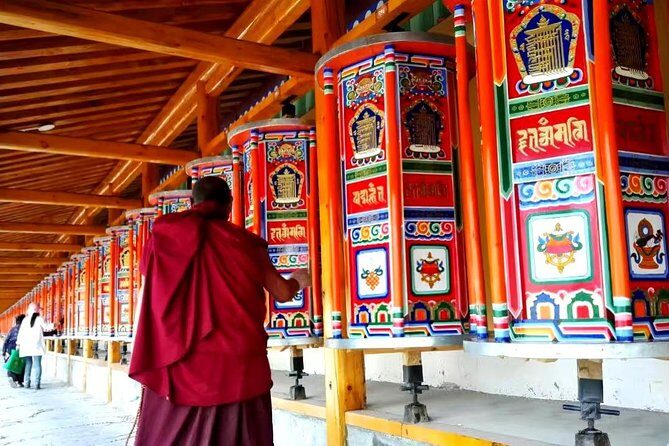Private Overnight Tour to Bingling Temple Caves and Labrang from Lanzhou - Practical Details and What to Expect