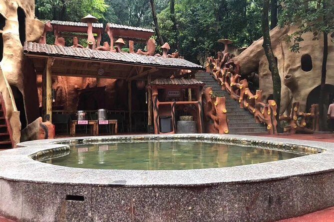 Private Overnight Tour to Tianmen Ditch and Jusoul Post from Guangzhou by Car - The Experience: What Travelers Are Saying