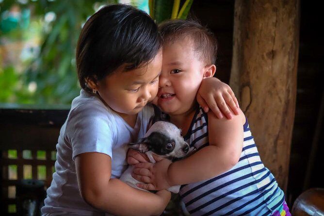 Private Photo Session with a Local Photographer in Mandaue - Why Travelers Love This Experience