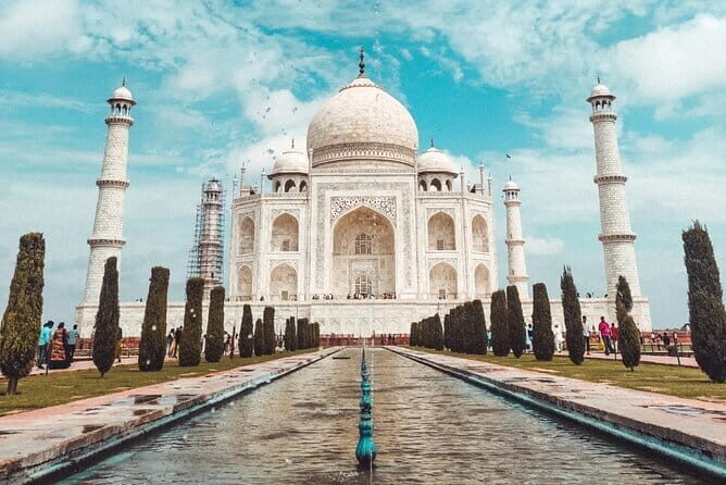 Private Same Day Sunrise Taj Mahal Tour from Delhi by Car - FAQs