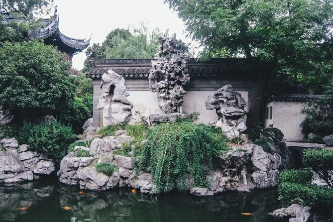Private Shanghai Layover Tour to Bund, Yu Garden and French Concession - Start at The Bund: The Skyline and Colonial Charm