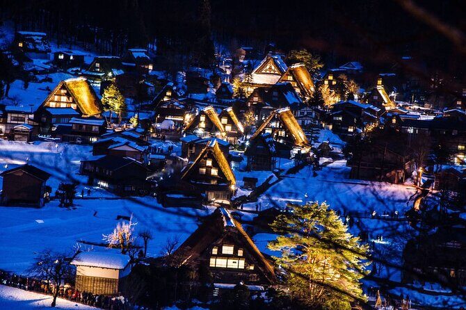 Private Sightseeing Tour to Shirakawago and Takayama from Nagoya - Transportation and Comfort
