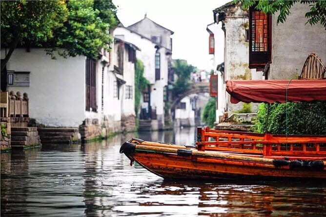 Private Suzhou Day Tour to Zhouzhuang and Tongli Watertowns - Exploring Tongli’s Historic Heart
