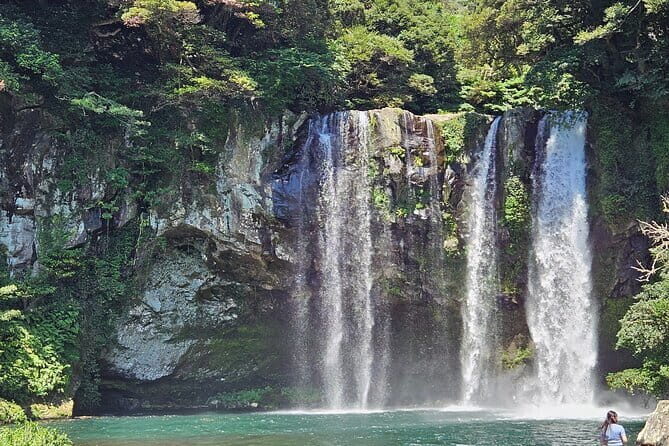 Private Taxi Tour of South Jeju With English Speaking Driver - Final Thoughts on Value and Suitability