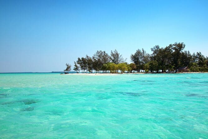 Private Tour Addu Discovery: Culture, Nature & Kayaking Adventure - Who Would Enjoy This Tour?