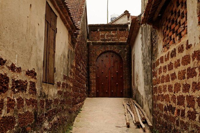 Private Tour: Duong Lam Acient Village 1 Day - Practical Details and Considerations