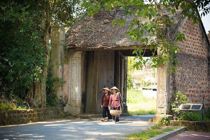Private Tour Explore Incense Village & Duong Lam Ancient Village - Practical Details and Value