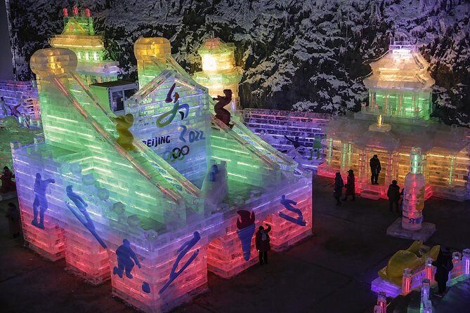 Private Tour: Ice Lantern Festival and Badaling Great Wall - Cultural and Culinary Highlights: Chinese Dinner