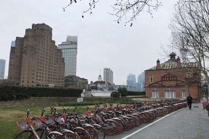 Private Tour of FengjingTown and Shanghai Must-see Attractions with Pickup - Practical Tips and Considerations