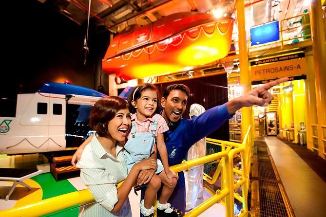 Private Tour : Skip The Line Petronas Twin Towers, Petrosains & Aquaria KLCC - Challenges or Considerations