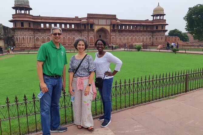 Private Tour : Taj Mahal , Agra Fort With Language Guide - Who Should Consider This Tour?