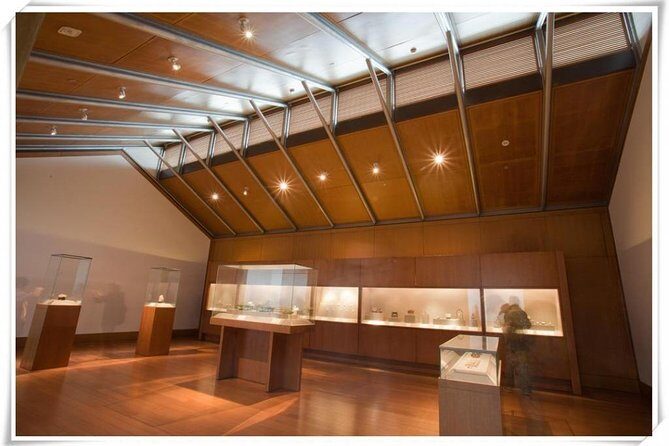 Private Tour To Tongli Town, Suzhou Museum & Pingjiang Road with Vegeterian Food - Who will love this tour?