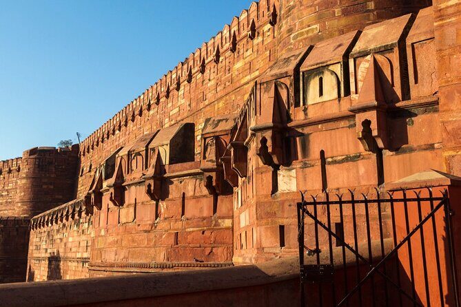 Private Transfer Delhi to Agra Discover the Agra with Comfort - Why This Transfer Is a Good Investment