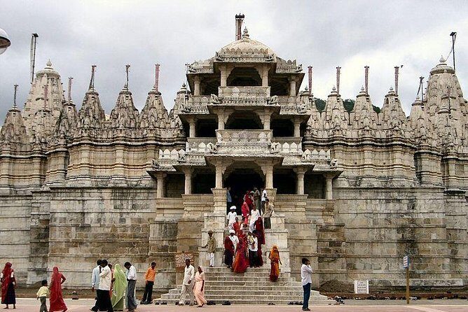 Private Transfer from Jodhpur to Udaipur with Ranakpur Jain Temple - Authentic Insights from Past Travelers