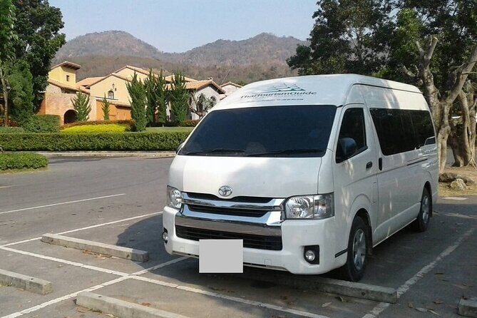 Private Transfer from Keelung Port to Taiwan Taoyuan Airport(TPE) - Vehicle Options and Comfort