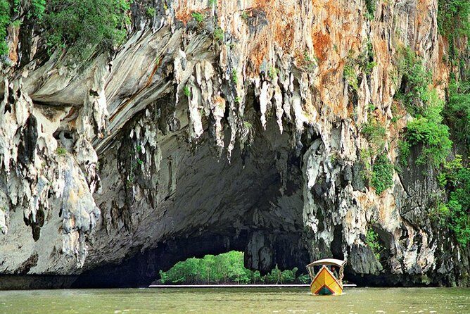 Private Transfer from Suvarnabhumi (BKK) Airport to Trat - The Sum Up